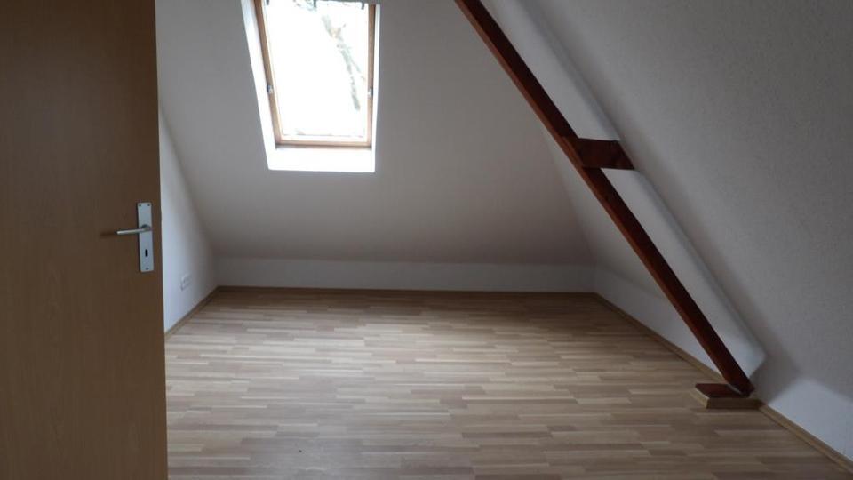 4 Zimmer - schnuckelig aufgeteilt ? Bitte sehr ! :-) Frei ab sofort, provisionsfrei ! zimmer