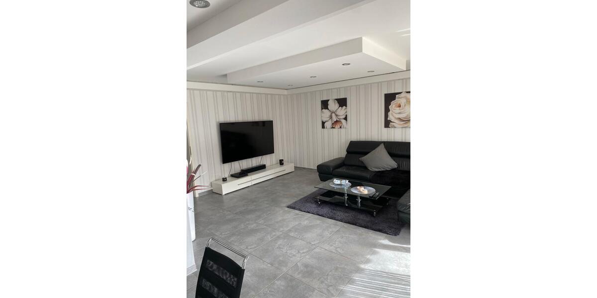 Erdgeschoßwohnung Voerde (Niederrhein) - 2.5 Zimmer, 70 m&sup2;, 279.000&euro; | Angebot:24723803