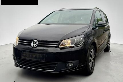 VW Touran 148.000 km 7.999 &euro; Bochum 44866