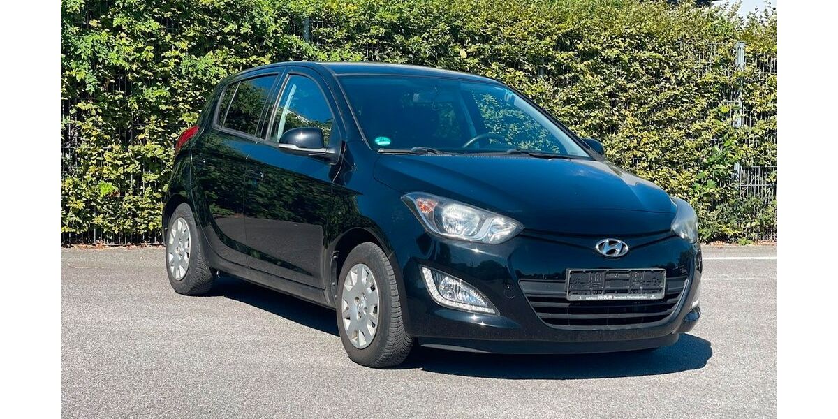 Hyundai i20 91.378 km 4.999 &euro; Wuppertal 42389