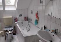 1,5 Zi 38 qm in Frintrop mit Wanne im grünen,Einbauschrank..