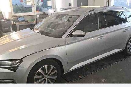 Skoda Superb 94.862 km 22.980 &euro; Duisburg 47059