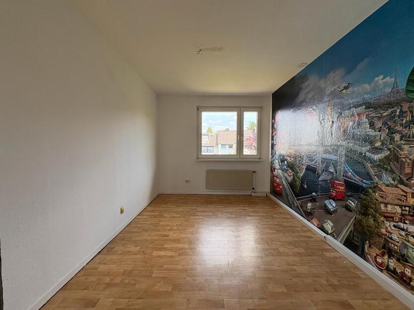 Großzügiges Reihenmittelhaus mit sonnigen Garten und eigener Garage
