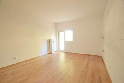 Wohnung Gelsenkirchen Gelsenkirchen-Mitte - 2 Zimmer, 61 m&sup2;, 450&euro; | Angebot:27441193