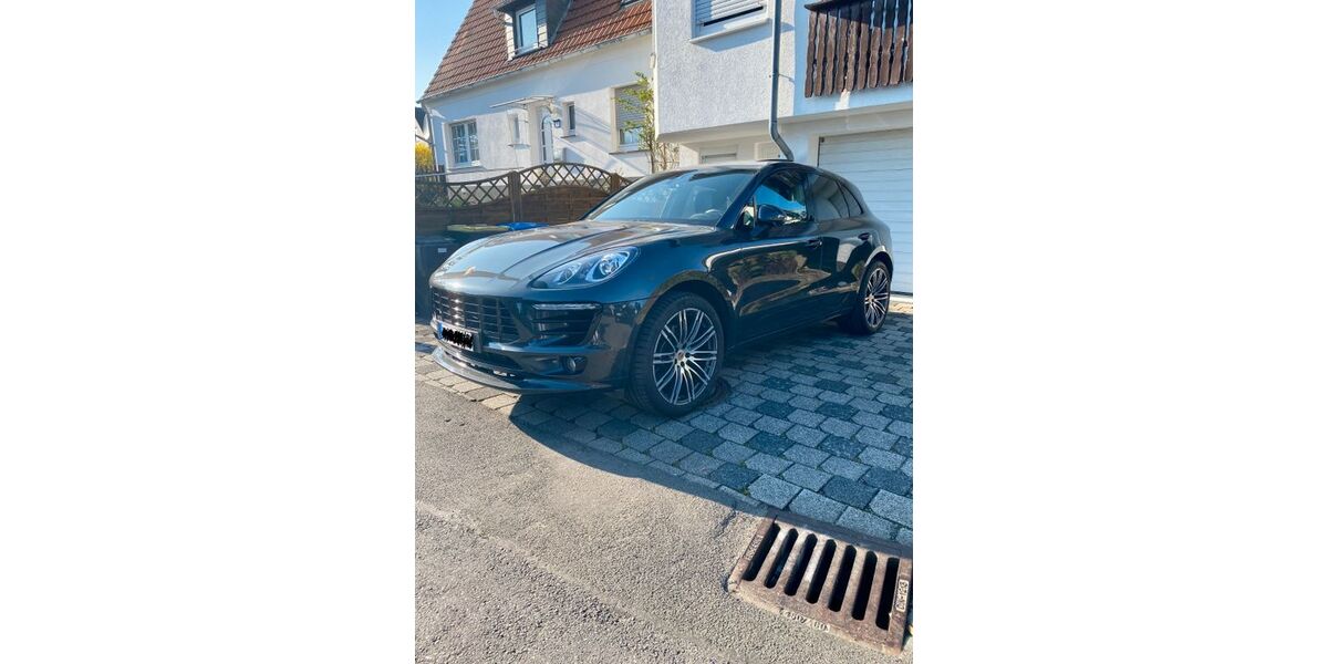 Porsche Macan 94.000 km 39.995 &euro; Dortmund 44227