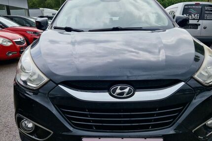 Hyundai ix35 296.000 km 3.850 &euro; Bottrop 46238