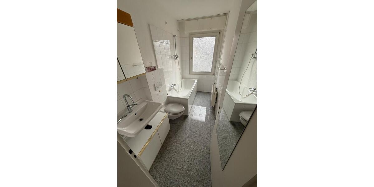 Schöne 2 Zimmer EG Wohnung mit Balkon in Meiderich 2 zimmer