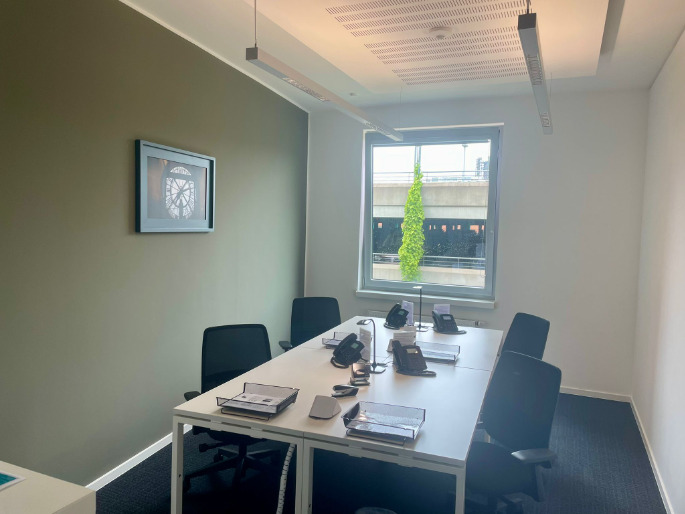 Helles Privates Büro am Centro Oberhausen - flexibel, möbliert, 247 zimmer