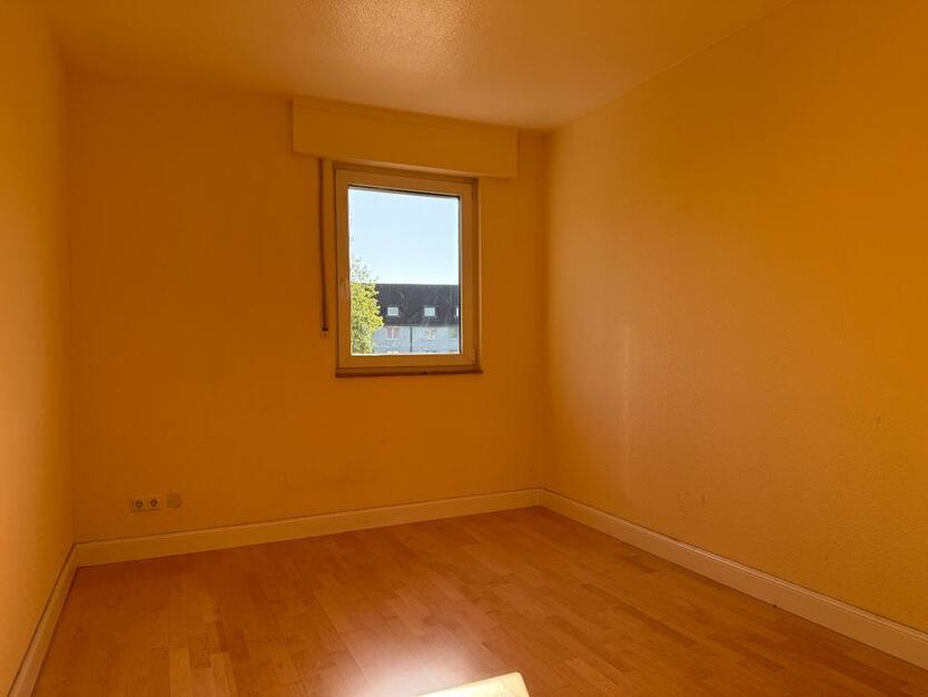 3,5Zimmerwohnung, Balkon, EBK und Garage! Provisionsfrei!!