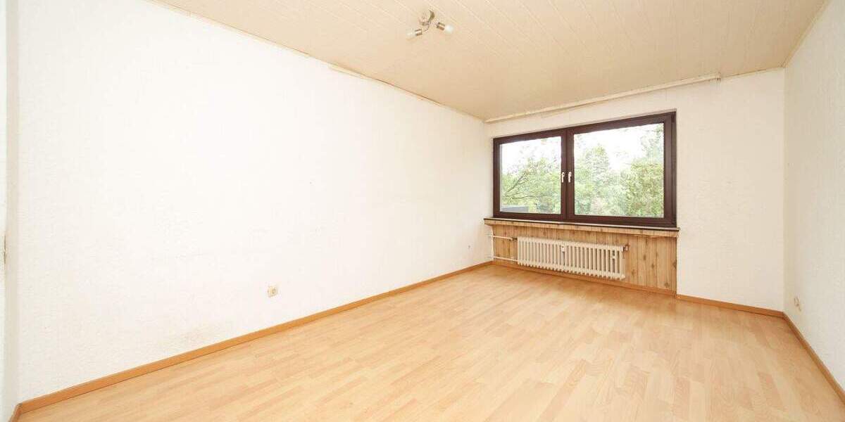 Etagenwohnung Wuppertal Barmen - 5 Zimmer, 87 m&sup2;, 150.000&euro; | Angebot:25427570