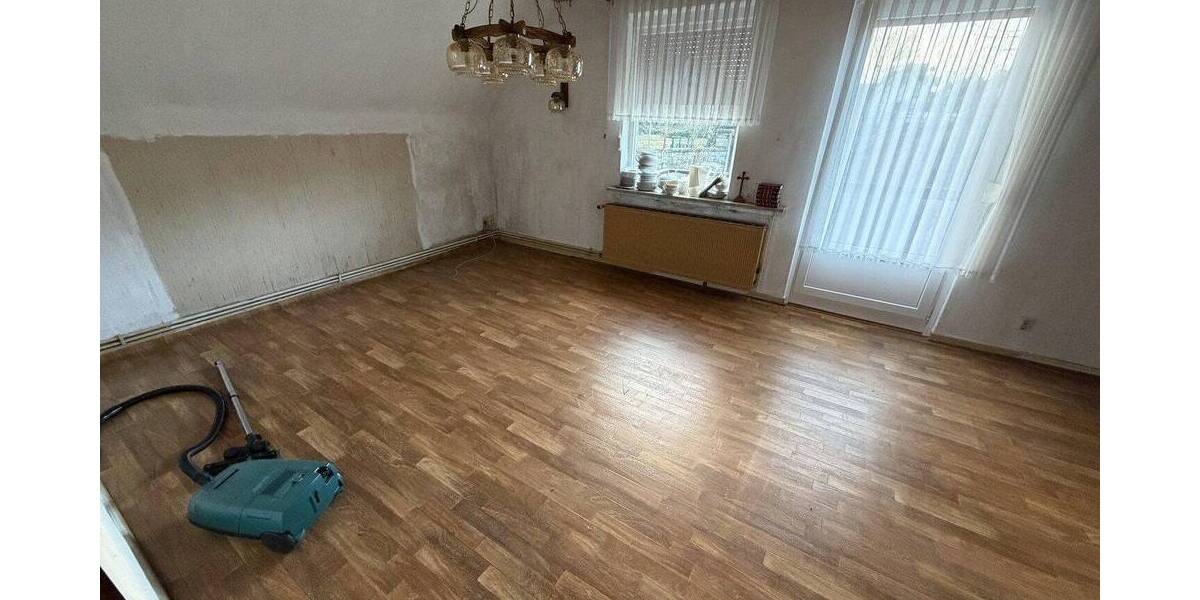 Einfamilienhaus Witten Mitte - 8 Zimmer, 213 m&sup2;, 369.000&euro; | Angebot:26908891
