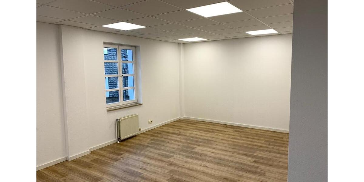 Zentrales attraktives Geschäftslokal in Velbert Langenberg zimmer
