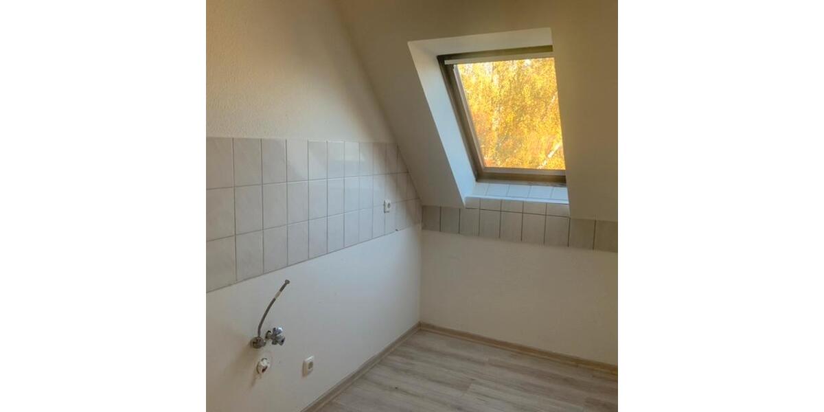 Dachgeschoßwohnung Herne Wanne - 2 Zimmer, 65 m&sup2;, 399&euro; | Angebot:25784507