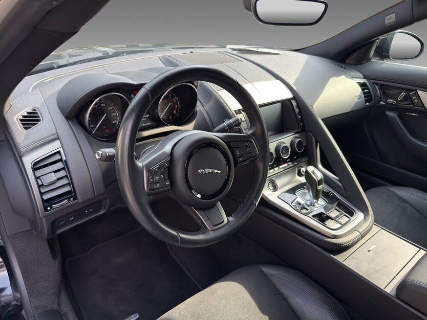 F-Type V6 Autom. Leder Bi- Xenon Kamera Motor !