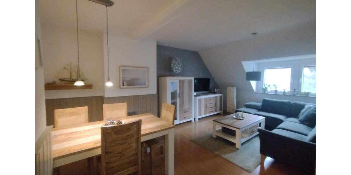 75 qm Dachgeschosswohnung, Einzelgarage und Garten in OB - Heide 3.5 zimmer