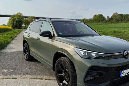 VW Tiguan 17.000 km 45.400 &euro; Mülheim 45470