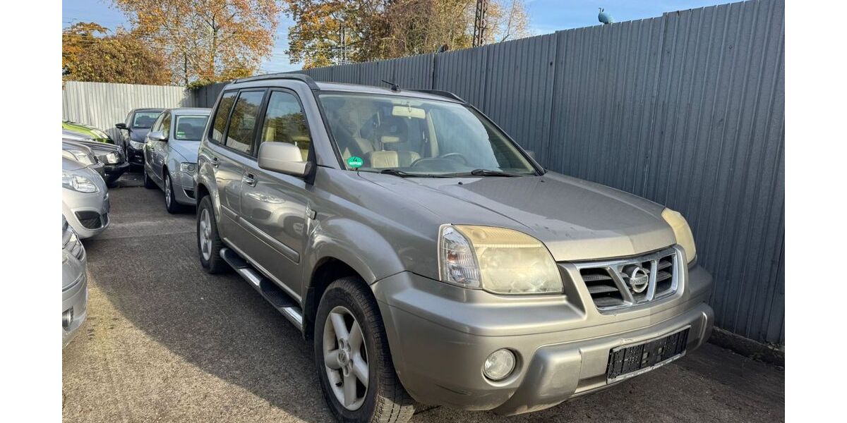 Nissan X-Trail 280.000 km 2.500 € Essen 45143