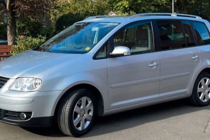 VW Touran 169.999 km 4.690 &euro; Essen 45277