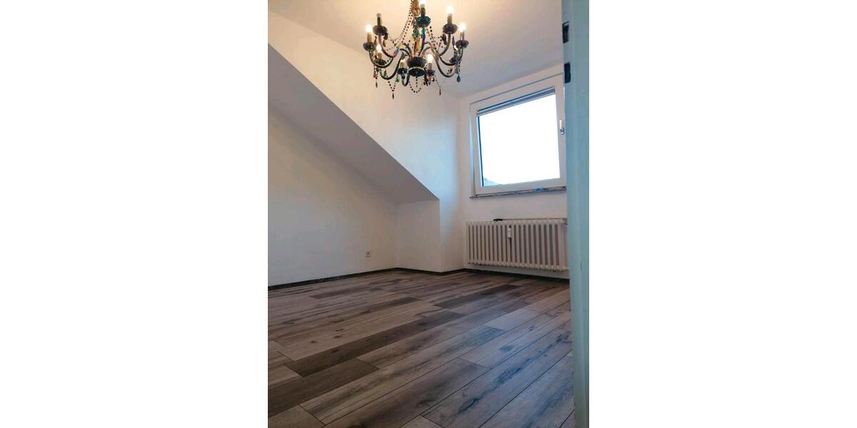 Maisonettenwohnung Ratingen Tiefenbroich - 4 Zimmer, 89 m&sup2;, 1.150&euro; | Angebot:25571214