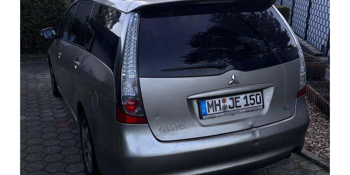 Mitsubishi Grandis 295.195 km 2.500 € Essen 45309