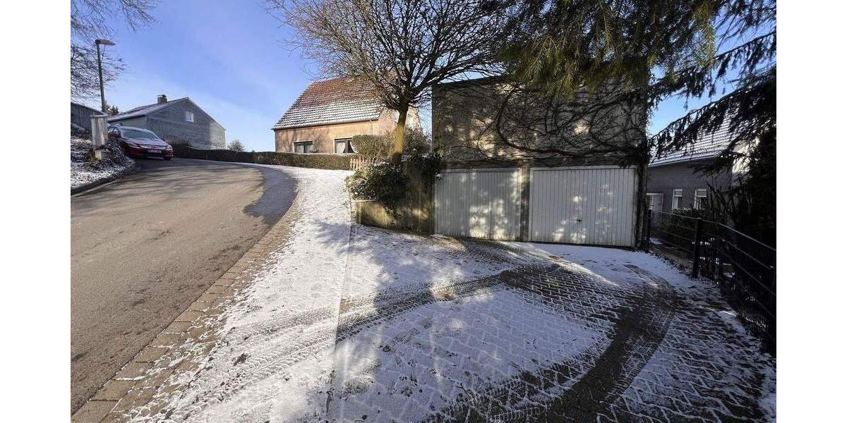 Etagenwohnung Gevelsberg - 3 Zimmer, 95 m&sup2;, 179.000&euro; | Angebot:25390545