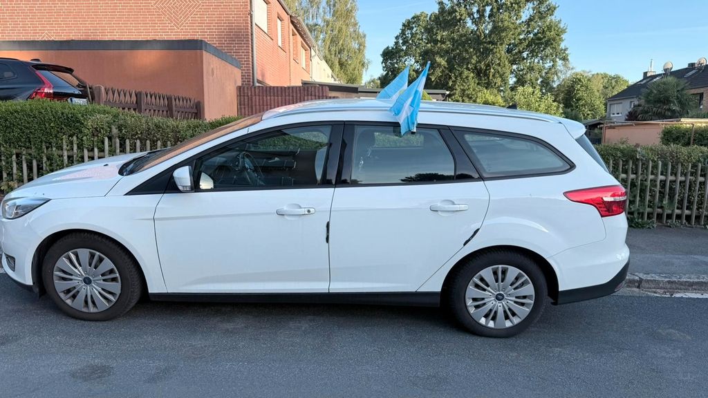 Ford Focus 150.500 km 5.900 &euro; Dortmund 44388