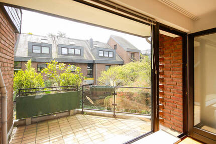 Helle Wohnung mit Sonnenbalkon und TG-Platz im Klemensviertel
