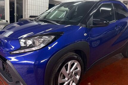 Toyota Aygo (X) 12.541 km 16.490 € Wuppertal 42285