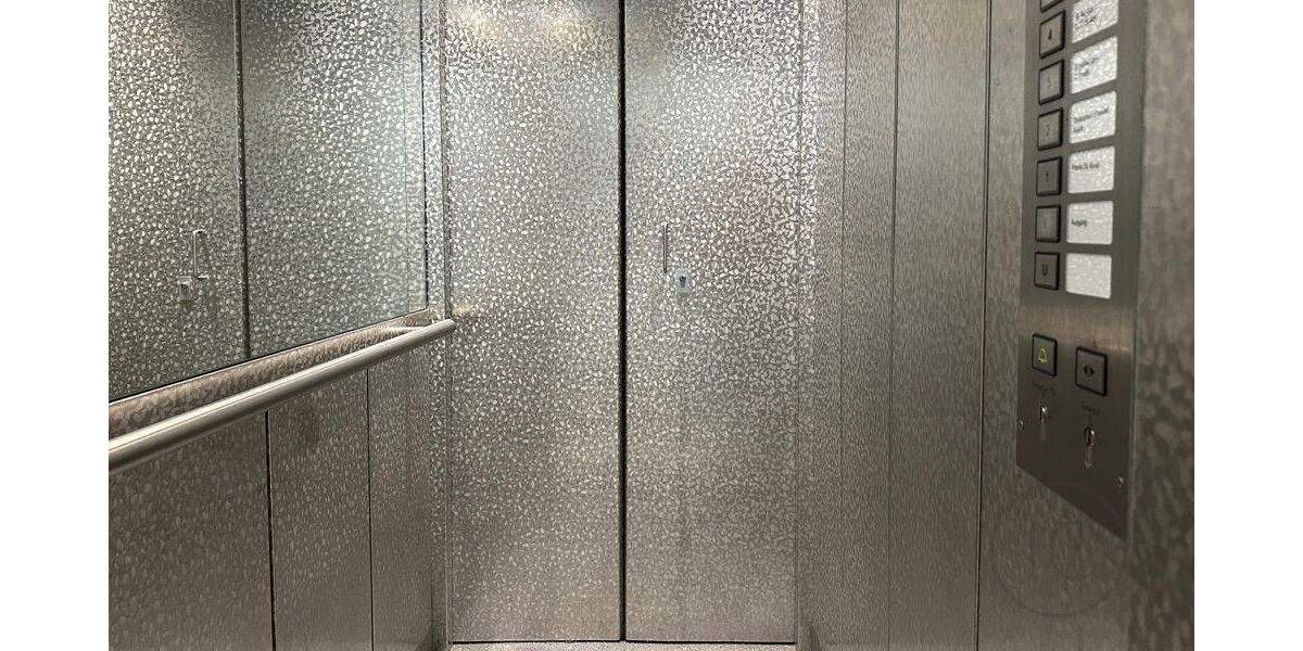 Frisch sanierte 2-Zimmer-Wohnung mit Balkon 2 zimmer