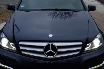 Mercedes-Benz C 250 234.000 km 8.800 &euro; Bottrop 46242