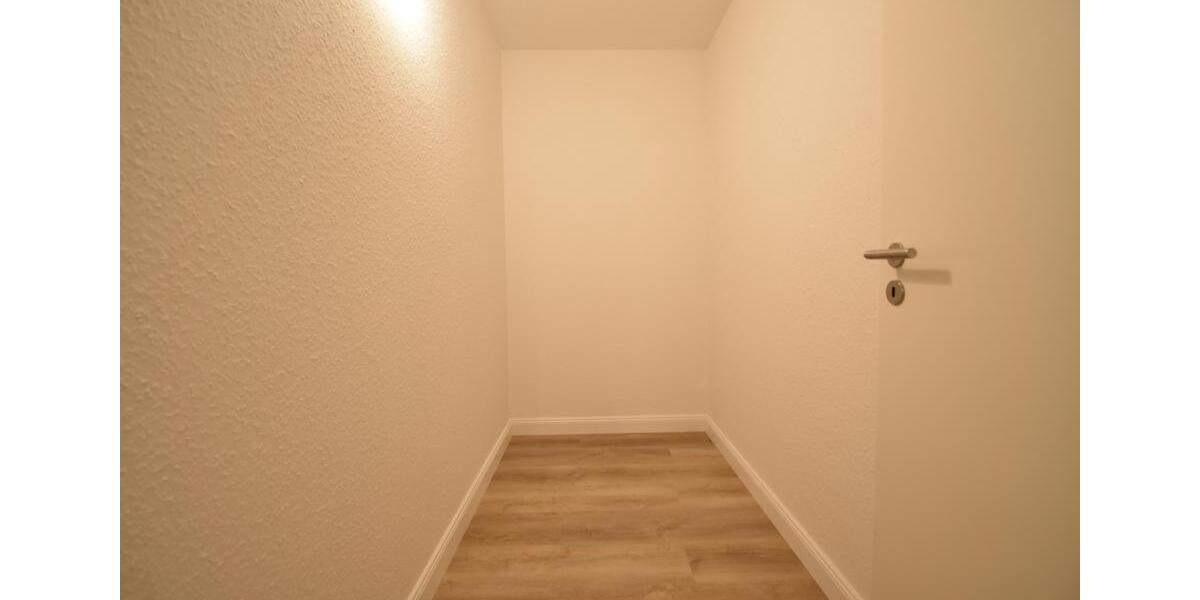 Etagenwohnung Wuppertal Elberfeld - 2 Zimmer, 64 m&sup2;, 595&euro; | Angebot:26563504
