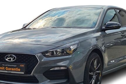 Hyundai i30 38.321 km 16.480 € Duisburg 47249