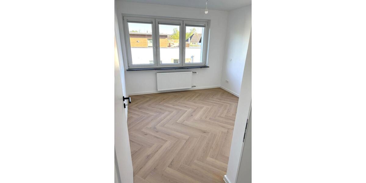Etagenwohnung Essen Stadtbezirk II - 3 Zimmer, 73 m&sup2;, 950&euro; | Angebot:26380447
