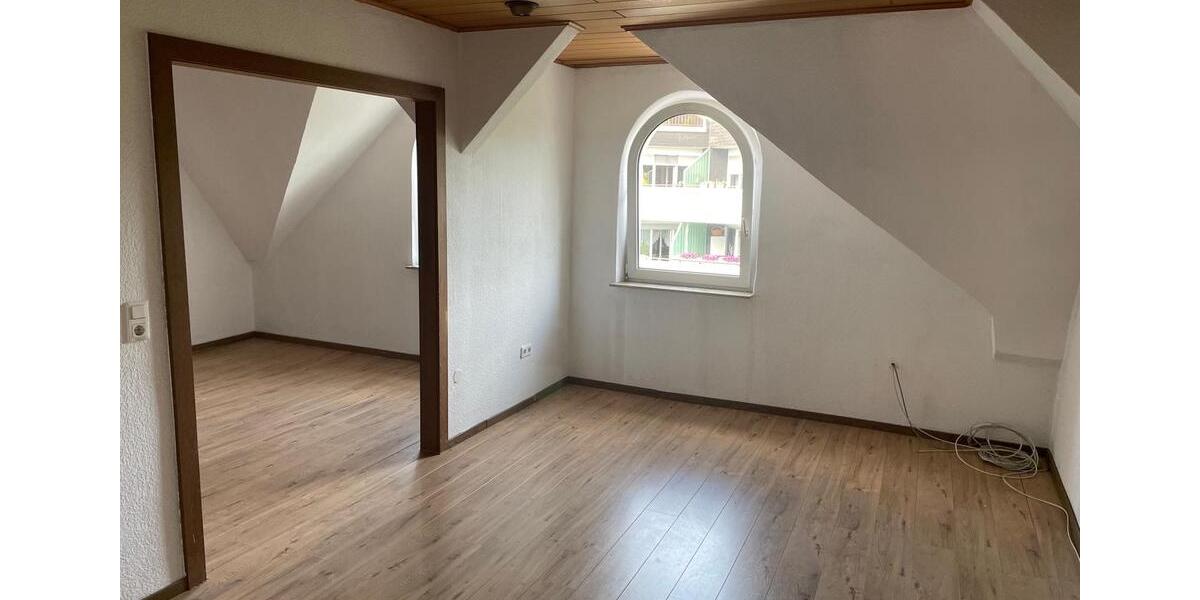 Schöne Dachgeschosswohnung WetterWengern 99qm 4 zimmer