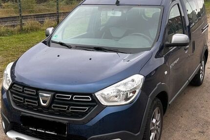 Dacia Dokker 186.000 km 6.600 &euro; Oberhausen 46049
