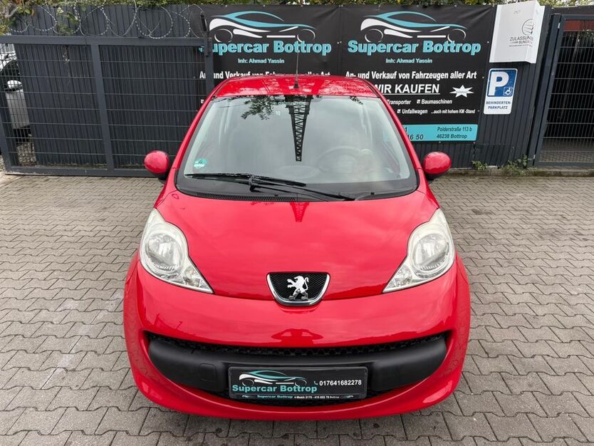 Peugeot 107 152.000 km 2.800 € Bottrop 46238