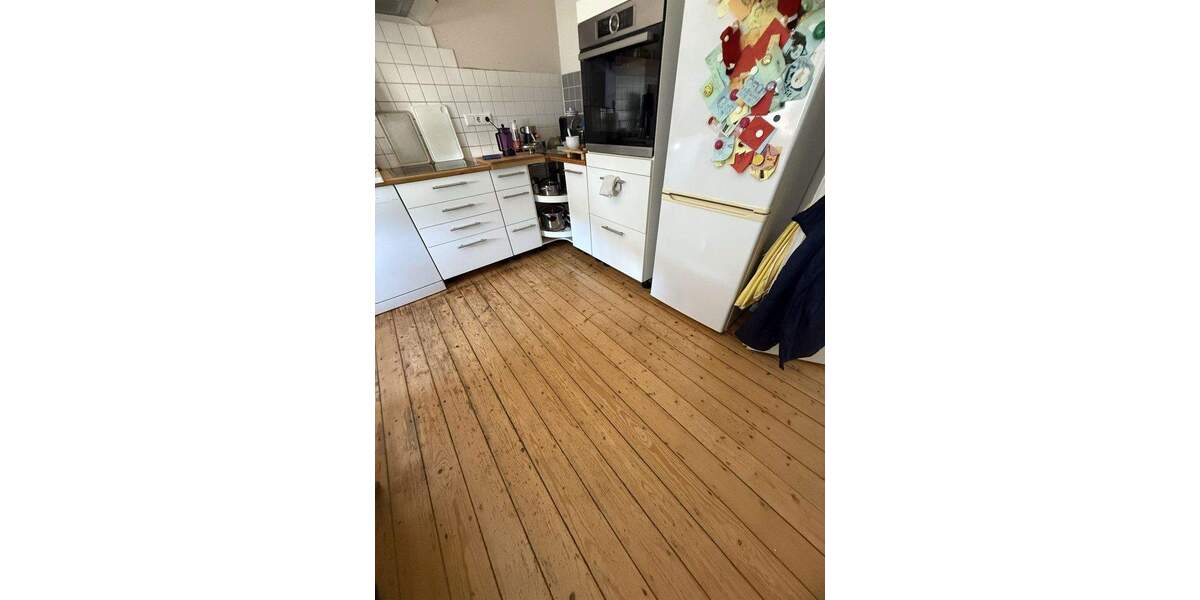 Charmante Doppelhaushälfte mit Hobbyraum, Garagen und idyllischem Garten in Mettmann 1 zimmer