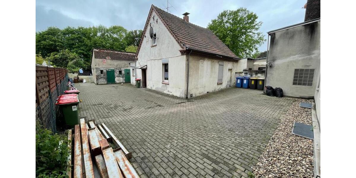 Mehrfamilienhaus, Wohnhaus Oberhausen Osterfeld - 15 Zimmer, 338 m&sup2;, 359.000&euro; | Angebot:26851730