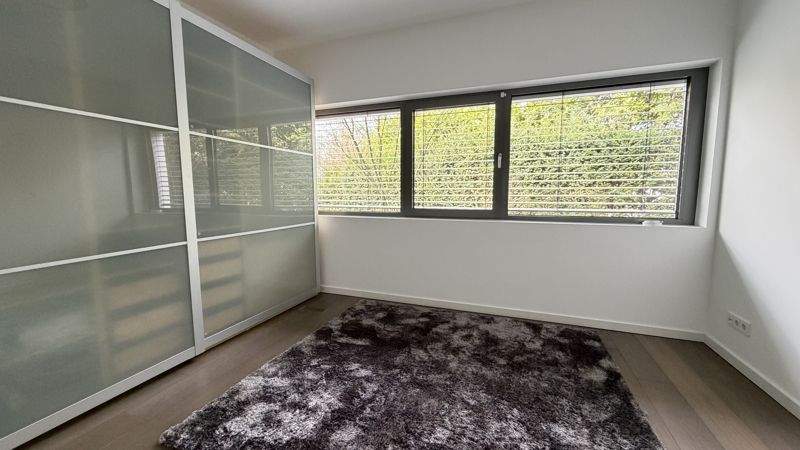 Etagenwohnung Essen Bredeney - 5 Zimmer, 190 m&sup2;, 2.700&euro; | Angebot:25428573