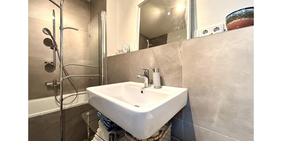 Erdgeschoßwohnung Essen Stadtbezirk IX - 2.5 Zimmer, 60 m&sup2;, 820&euro; | Angebot:24690074