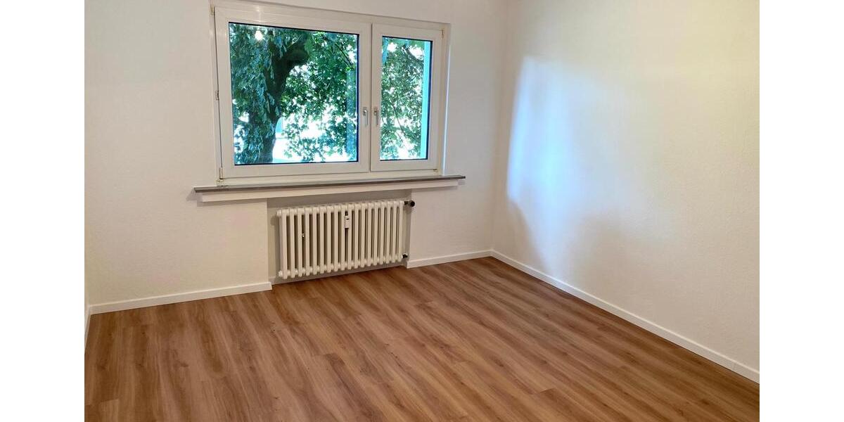 Helle 2 Zimmer Wohnung in Neudorf - Süd 2 zimmer