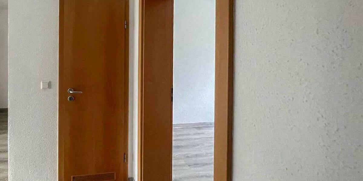 Etagenwohnung Dinslaken Bruch - 6 Zimmer, 152 m&sup2;, 311.000&euro; | Angebot:26451306