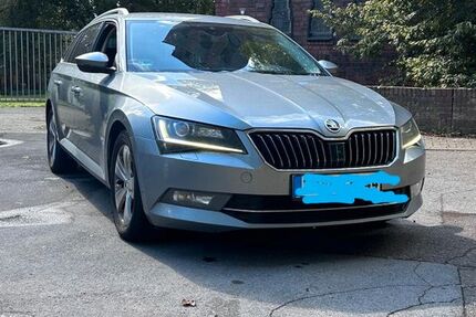 Skoda Superb 177.000 km 8.888 &euro; Dinslaken 46537
