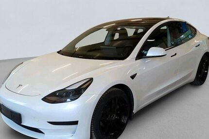 Tesla Model 3 38.300 km 31.900 &euro; Bochum 44803