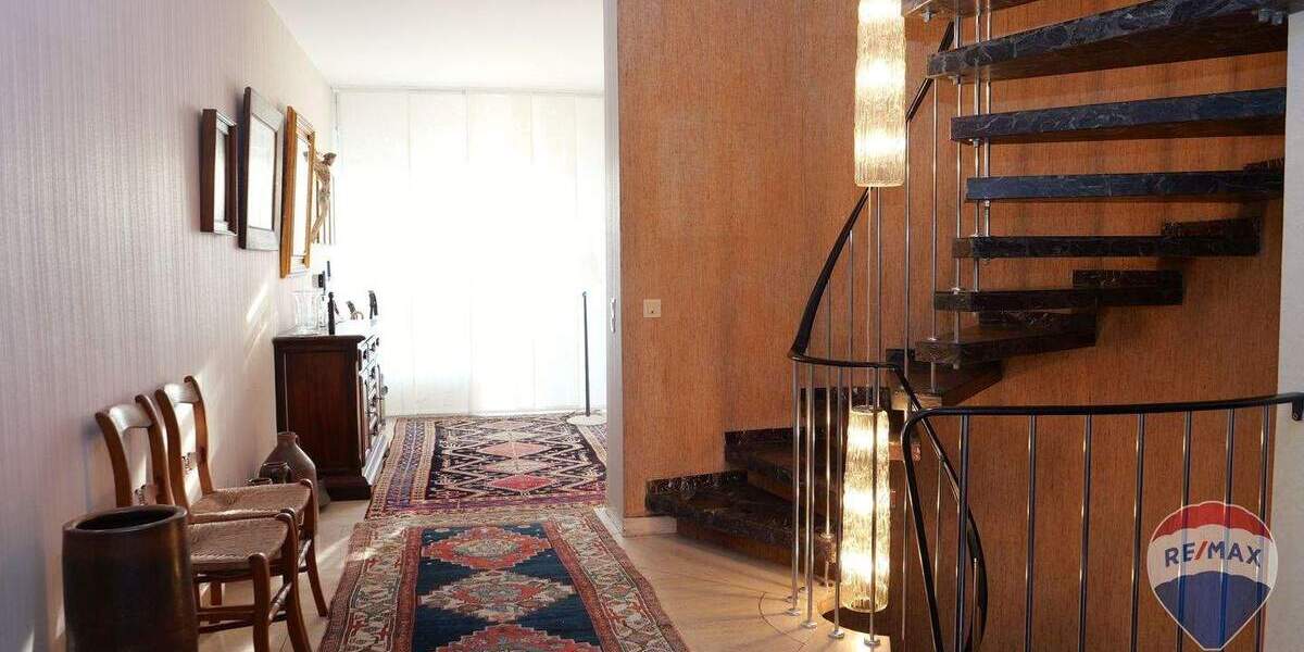 Einfamilienhaus Dinslaken Innenstadt - 8 Zimmer, 240 m&sup2;, 698.000&euro; | Angebot:25246150