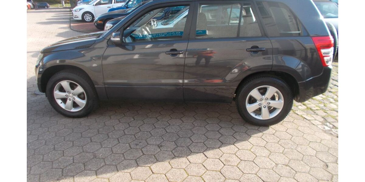Suzuki Grand Vitara 146.000 km 7.500 &euro; Bochum 44809