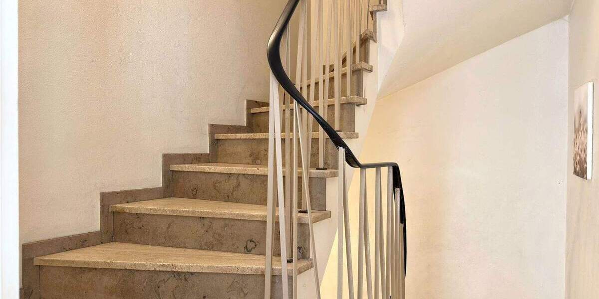 Etagenwohnung Duisburg Alt-Homberg - 3 Zimmer, 90 m&sup2;, 185.000&euro; | Angebot:24595853