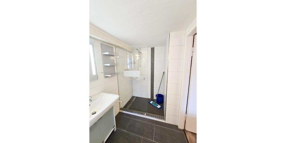 Etagenwohnung Essen Stadtbezirk II - 1 Zimmer, 21 m&sup2;, 300&euro; | Angebot:25305577