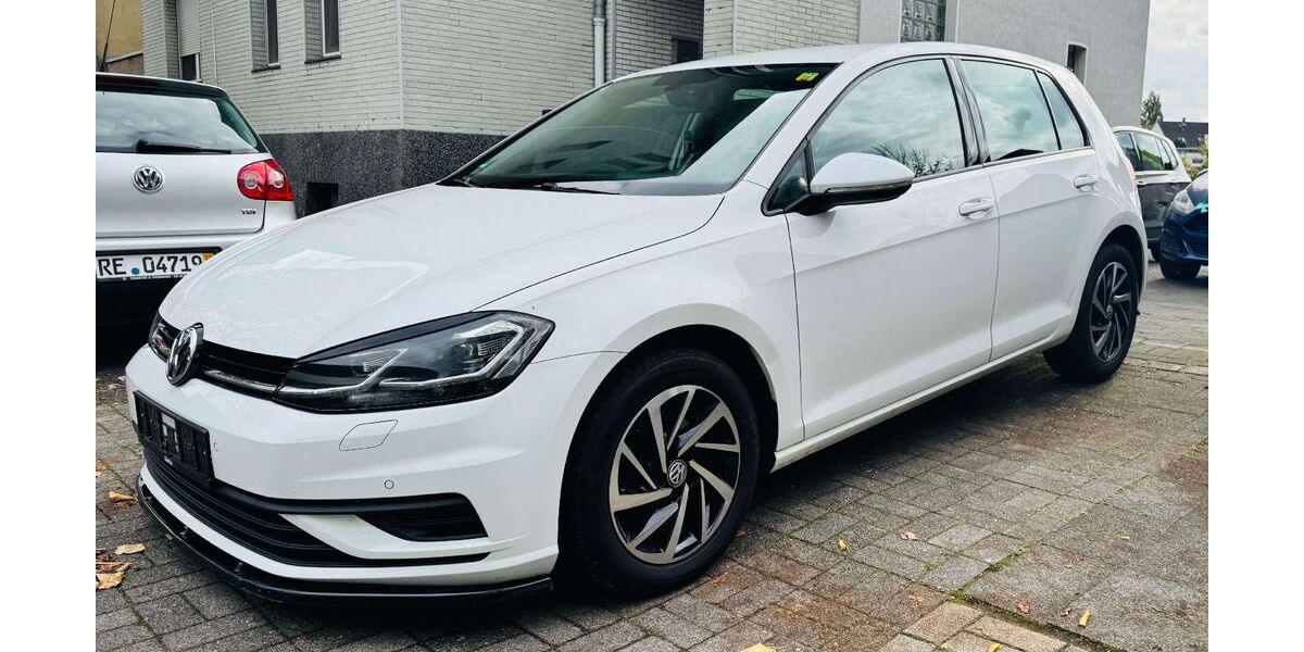VW Golf 201.000 km 10.900 &euro; Recklinghausen 45659