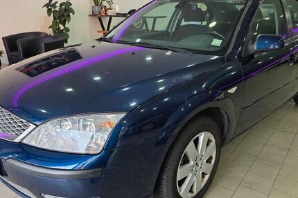 Ford Mondeo 183.000 km 1.999 &euro; Recklinghausen 45661